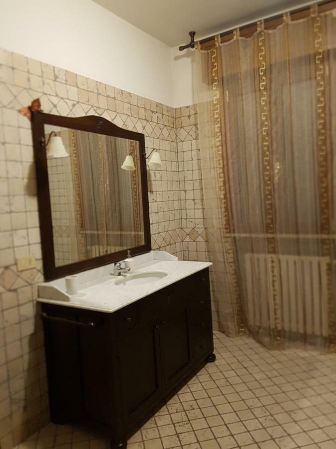 La Maison Verte Hotel Ostellato Bagian luar foto
